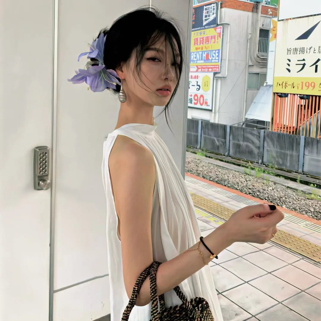 花月争辉 海报